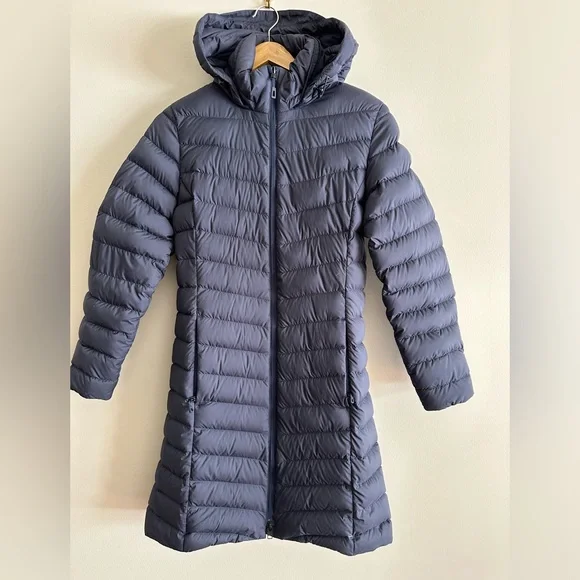 Women’s xs navy long Patagonia coat - Picture 1 of 10